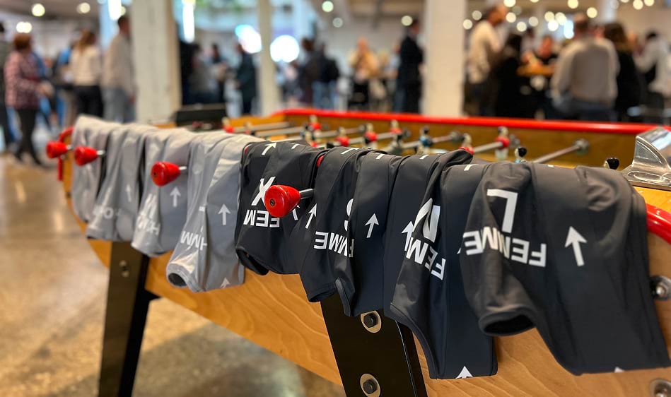 Photo carousel B2B 3